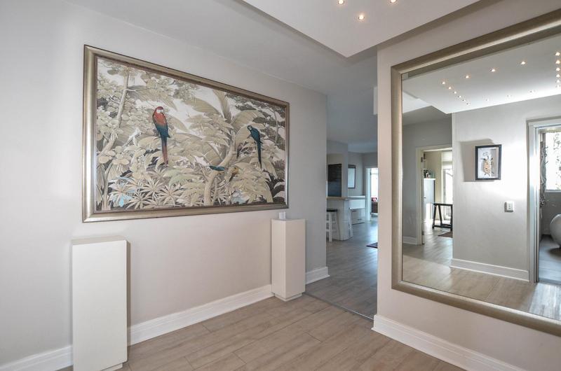 3 Bedroom Property for Sale in Dolphin Beach Western Cape